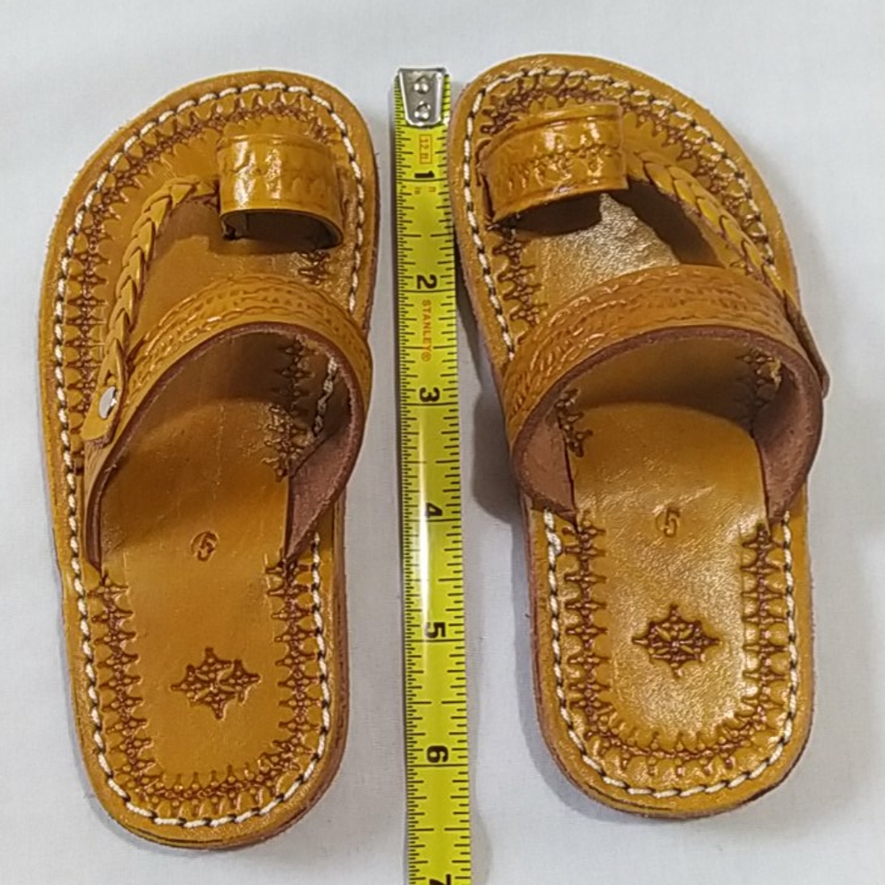 New Handmade Leather Sandals for todlers size 6 us